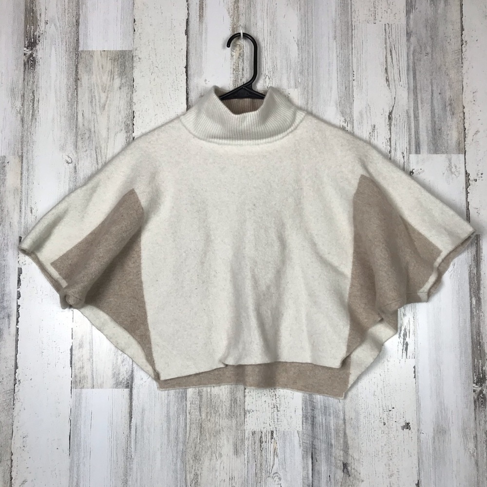 Benedetta B | White& Cream Crop Top Sweater Poncho